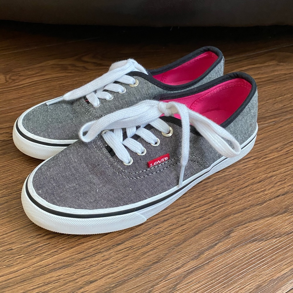 Levi sneakers
